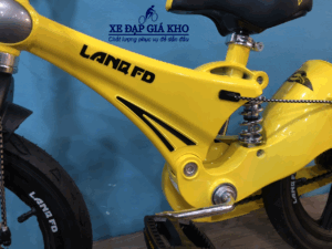 Khung xe được làm bằng Hợp Kim Nhôm