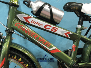 Khung xe được làm bằng chất liệu Kim Hợp Thép