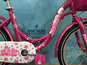 Khung xe làm bằng Hợp Kim thép