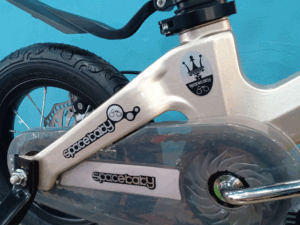 Khung xe Hợp Kim Thép