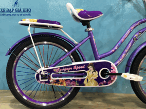 Tấm chắn nhựa ốp