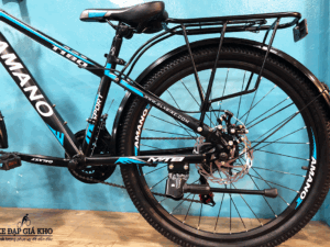 Baga phía sau siêu tiện lợi