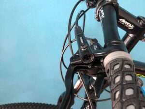 Chi tiết xe đạp thể thao địa hình DTFLY