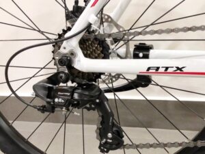 chi tiec xe dap the thao 26 inch giant atx 618 2021