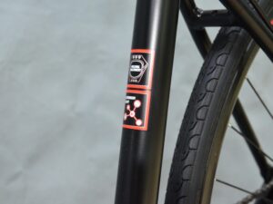 chi tiec xe dap the thao 700c touring battle cyclone r200 khung nhom