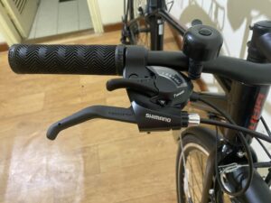 chi tiec xe dap the thao giant escape 3 city 2021