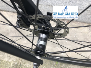 chi tiet xe dap the thao giant fastroad sl 1