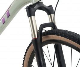 chi tiet xe dap the thao giant xtc 820 2021