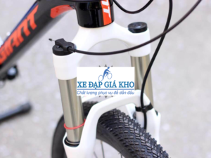 chi tiet xe dap the thao giant xtc 800 2021