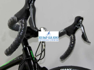 chi tiet xe dap dua giant scr 2