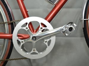 Xe-Dap-TOURING-700c-Khung-Nhom-LIFE-R9-gio-dia