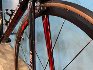 Xe-dap-dua-twitter-smile-c-2021-2x11-mau-xanh-600x800-xe-dap-gia-kho