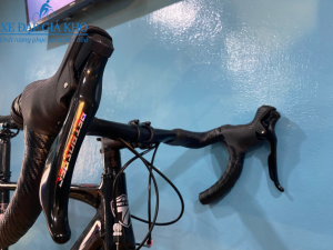 Xe-dap-dua-twitter-smile-c-2021-2x11-tay-lai-mau-xanh-600x450-xe-dap-gia-kho