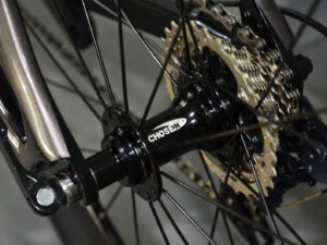 xe-dap-dua-sava-phantom-3.0-nan-hoa