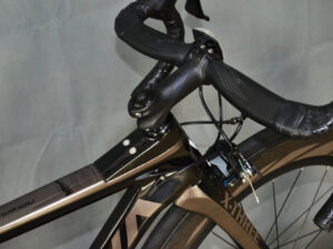 xe-dap-dua-sava-phantom-3.0-tay-lai