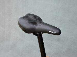 xe-dap-gap-trex-leon-banh-yen-xe